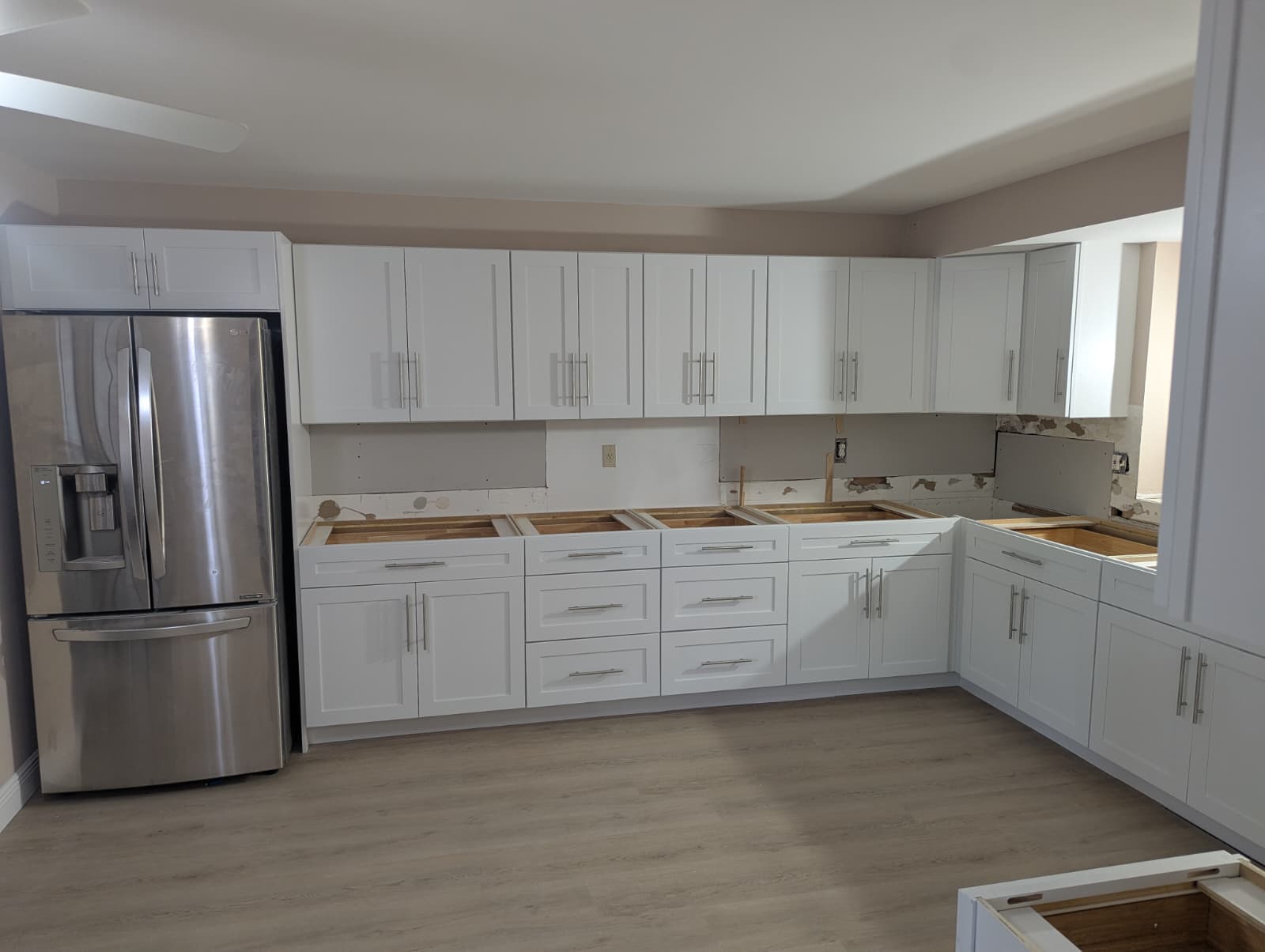White Shaker RTA cabinet installation
