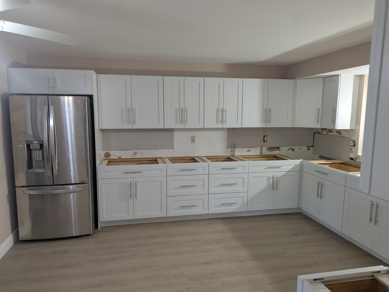 White Shaker RTA cabinet installation
